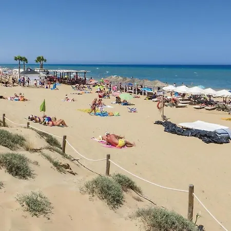 Stunning In Ciudad Quesada-rojales With Wifi